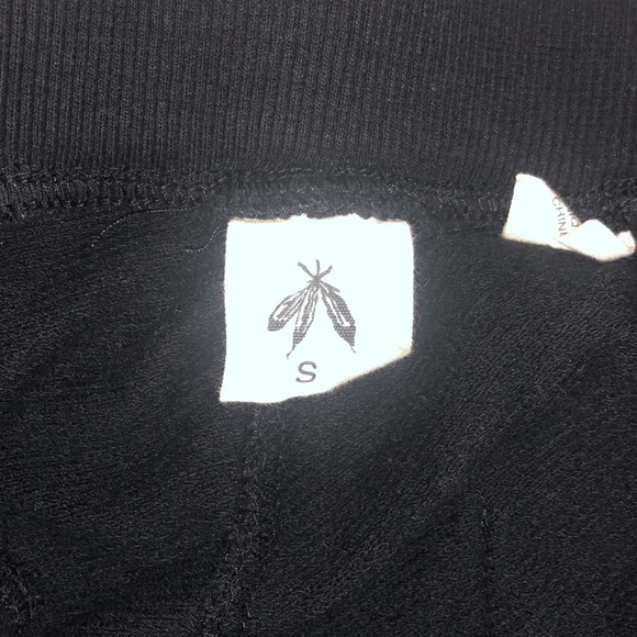 URBAN OUTFITTERS SHORTS - Picture 4 of 10